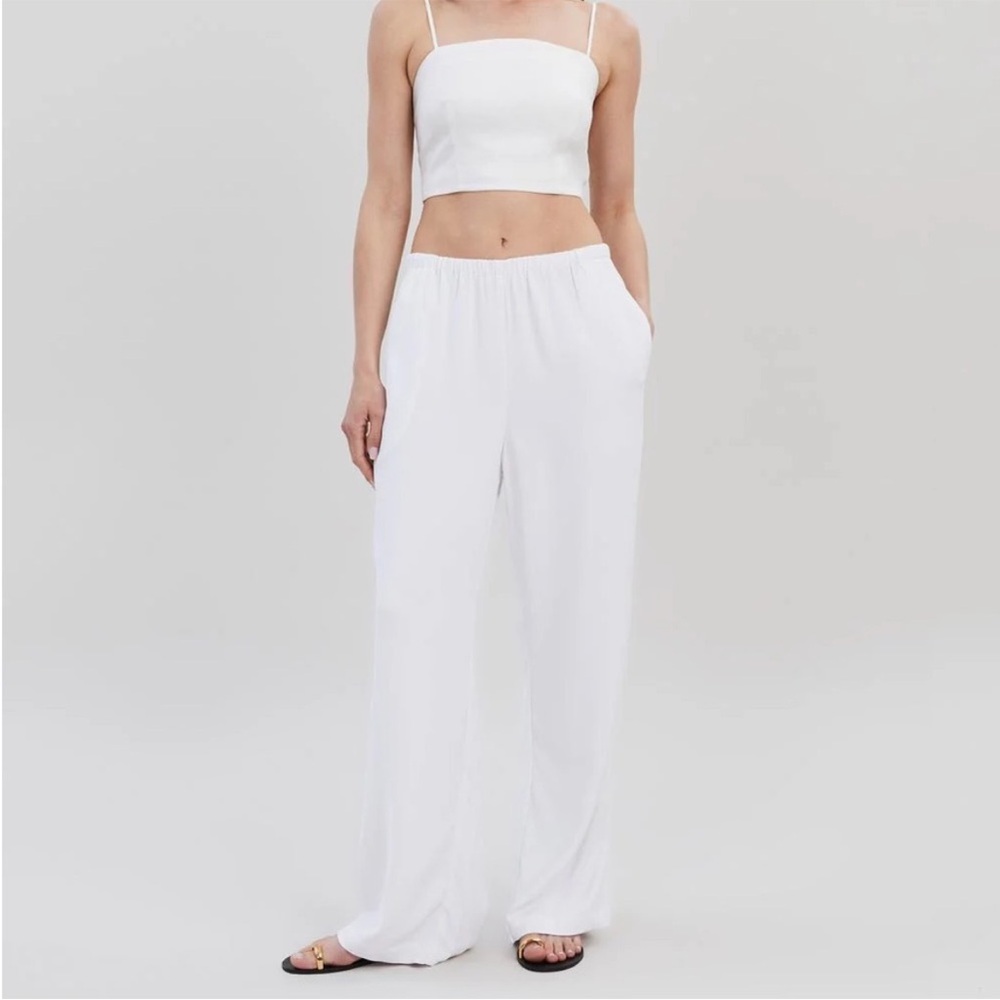 NWT Solid and Striped Monaco
Pant (Size small S) in Optic White
